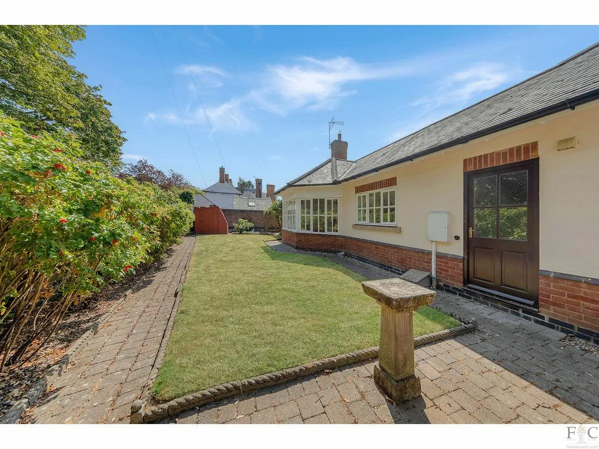 Carlton Gardens, Great Glen, LE8, photo 20