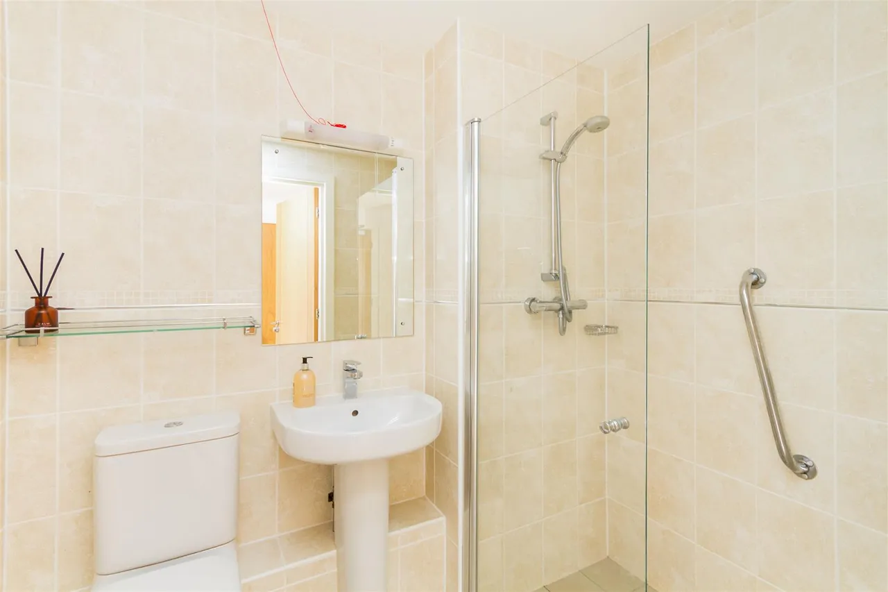 Meadowside, Storrington, RH20, photo 15