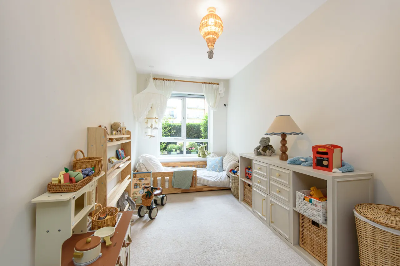 8 Emerald House, 2 Commander Avenue, London, photo 7
