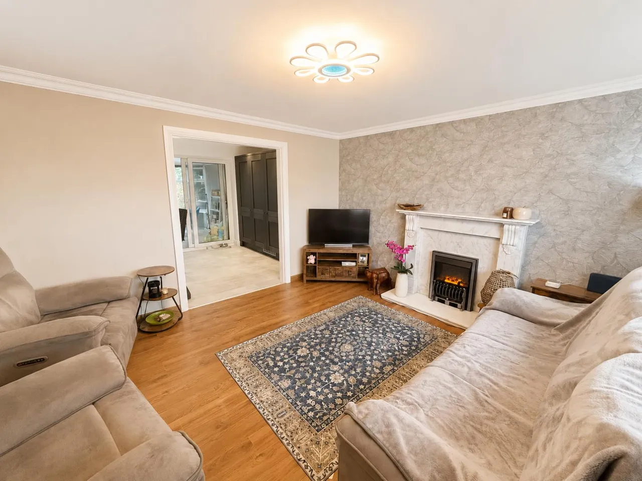 Barnfield Close, Radcliffe, Manchester, M26 3UA, photo 2