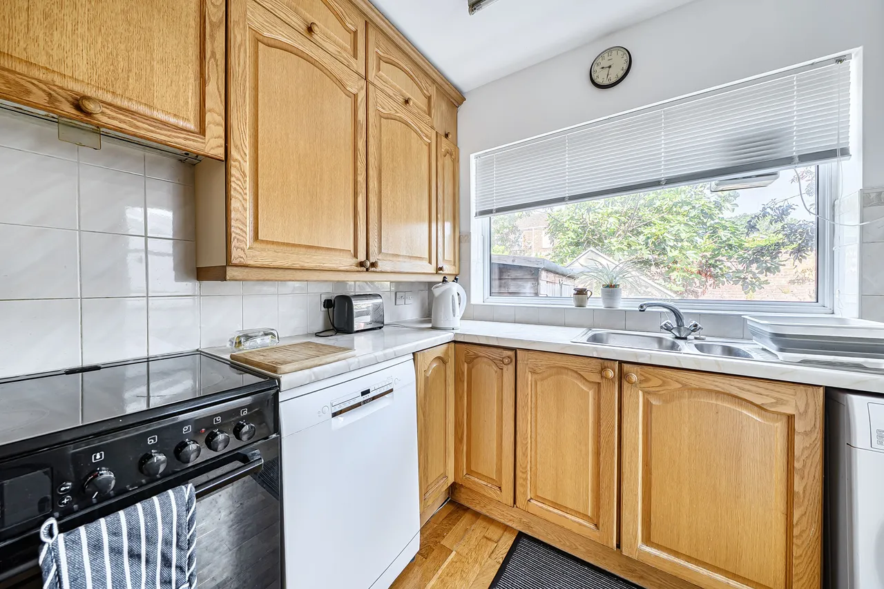 45 Estcourt Road, London, photo 11