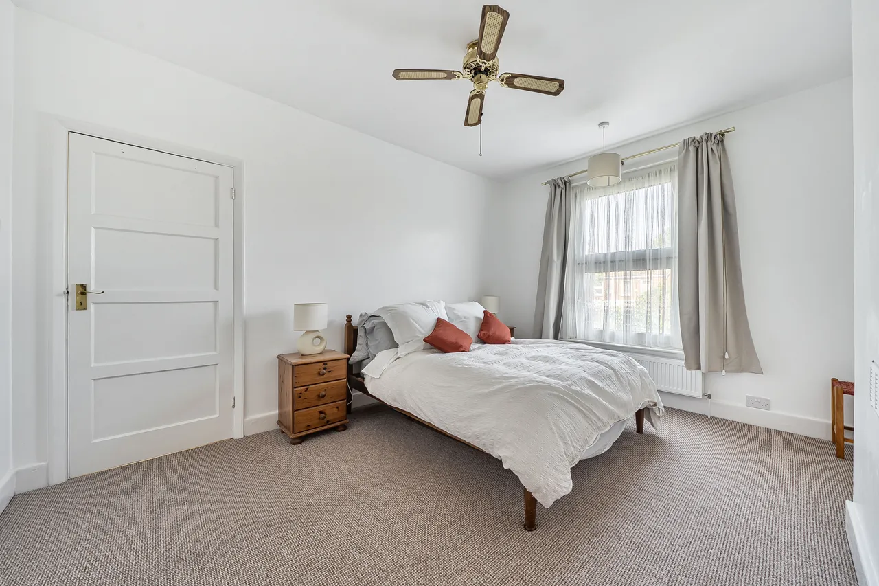 45 Estcourt Road, London, photo 6