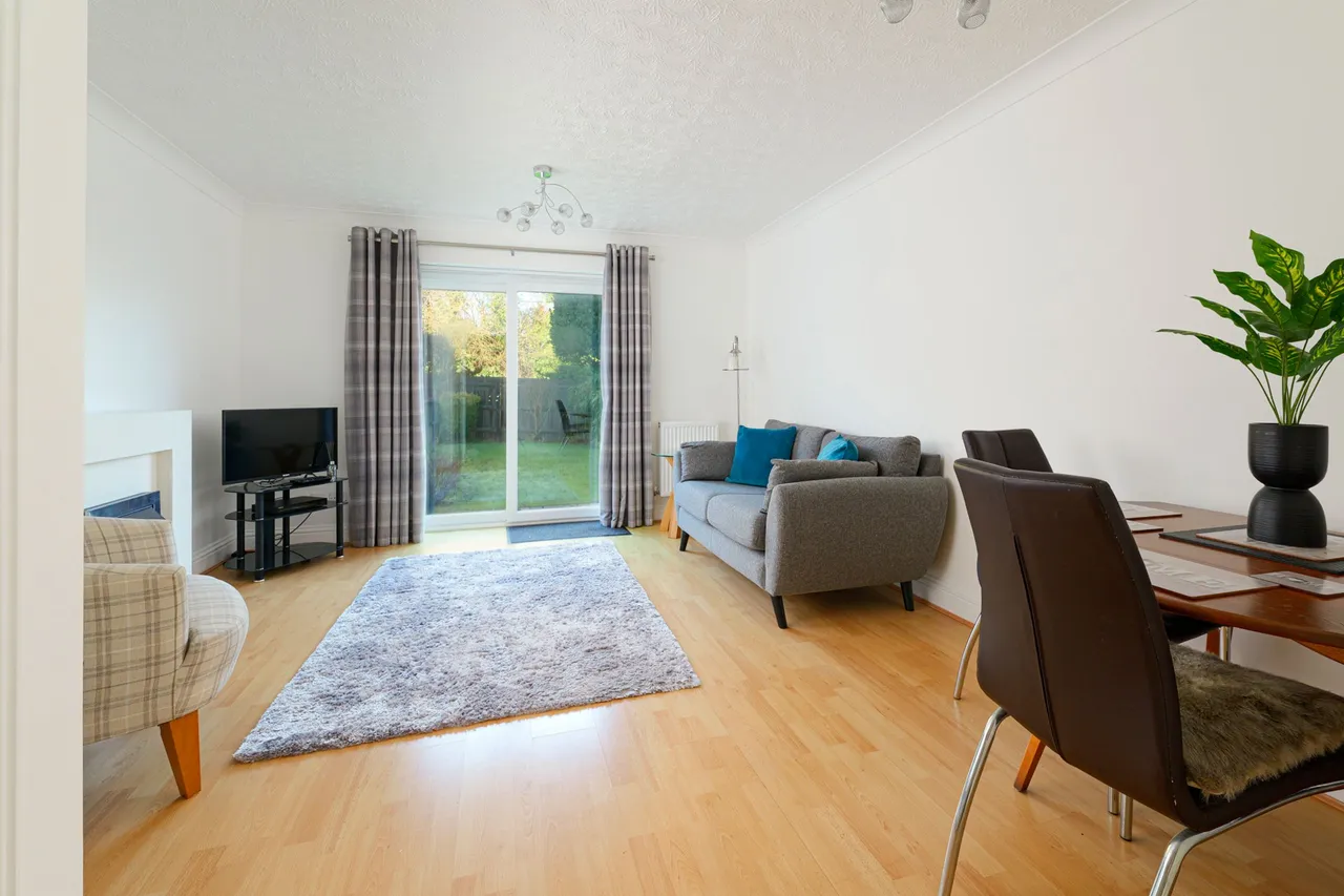 St. Marys Close, Etchinghill, CT18, photo 2