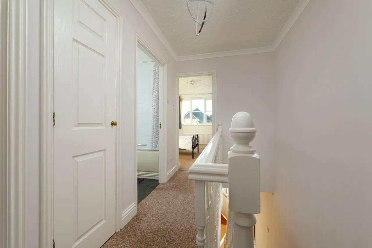 St. Marys Close, Etchinghill, CT18, photo 6