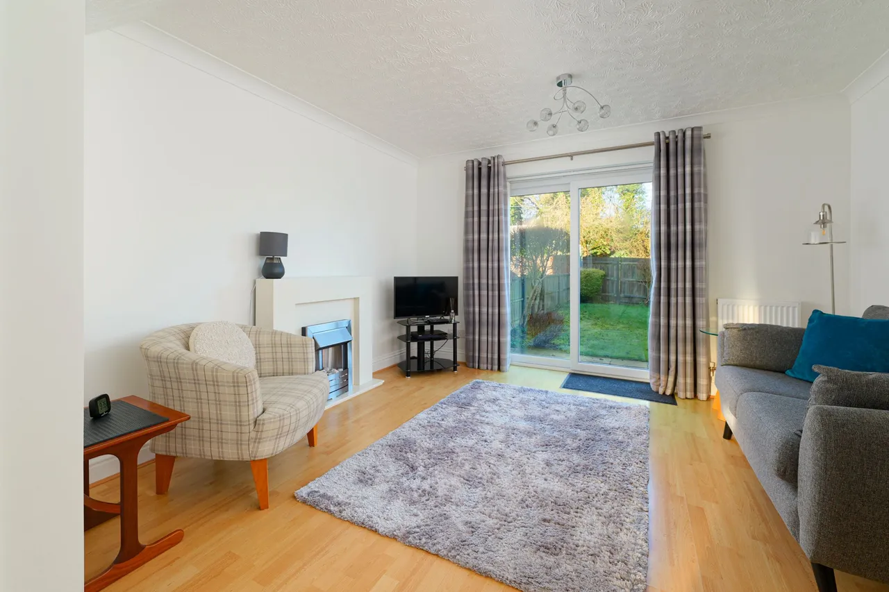 St. Marys Close, Etchinghill, CT18, photo 5
