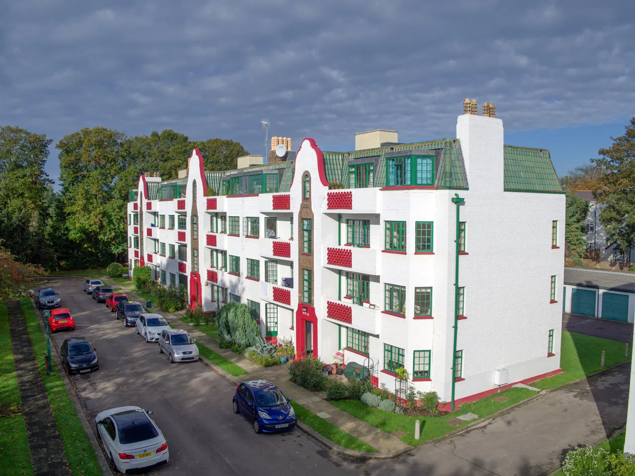 17 Ealing Village, London, photo 3