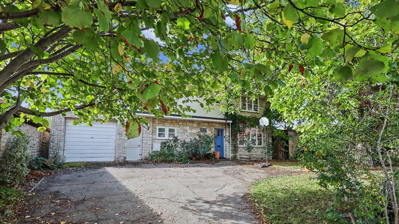 3 bed house for sale, Main Street, Barton St. David