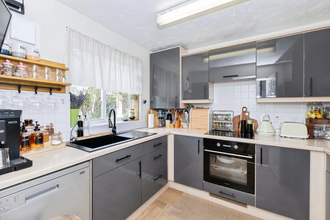 Keel Close, Barking, London, IG11, photo 6