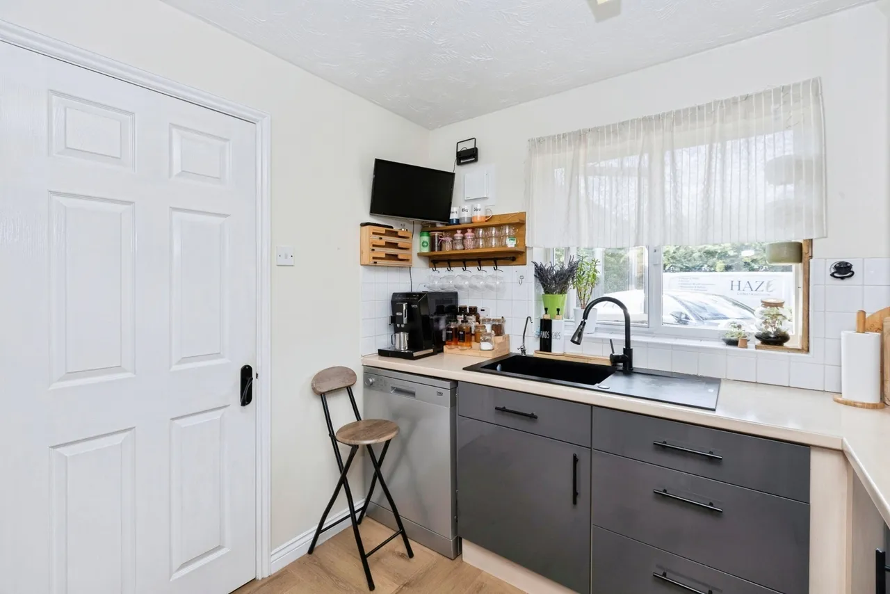 Keel Close, Barking, London, IG11, photo 8