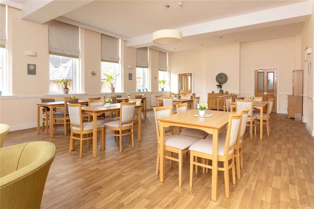 Nazareth House, 1647 Paisley Road West, Glasgow, Glasgow City, G52 3QT, photo 9