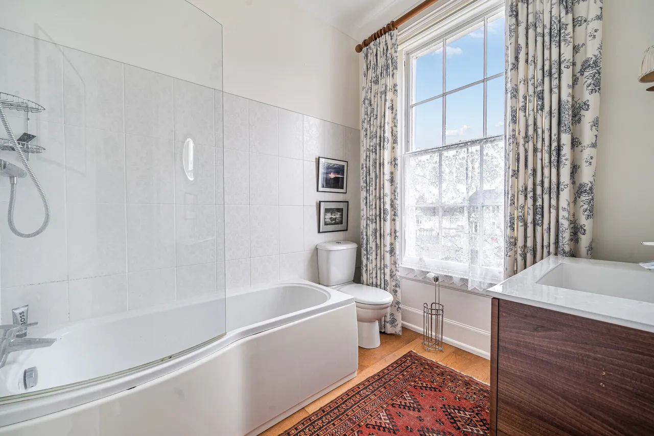 85 The Park, Cheltenham, GL50, photo 11