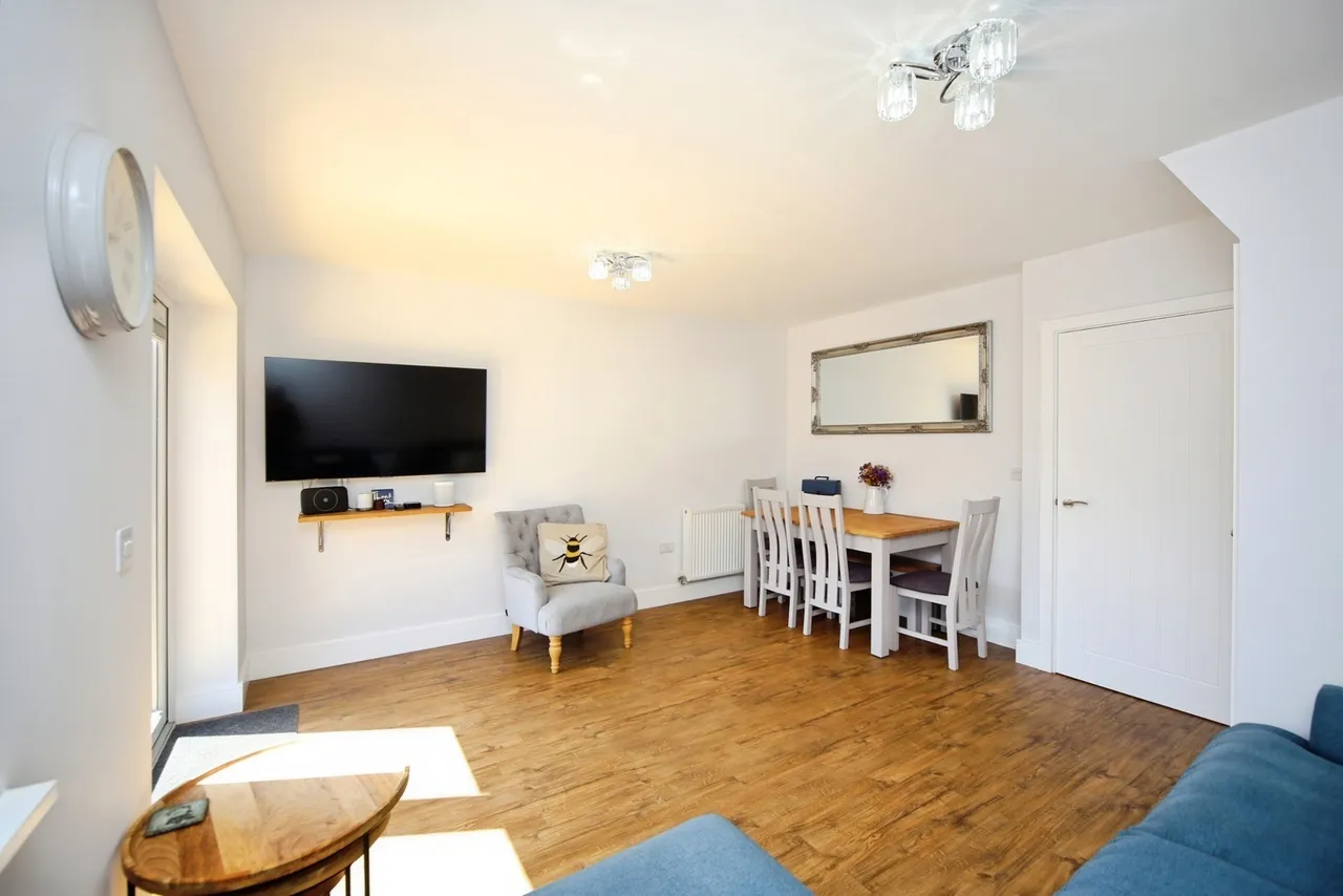 Western Heights Road, Meon Vale, CV37, photo 5