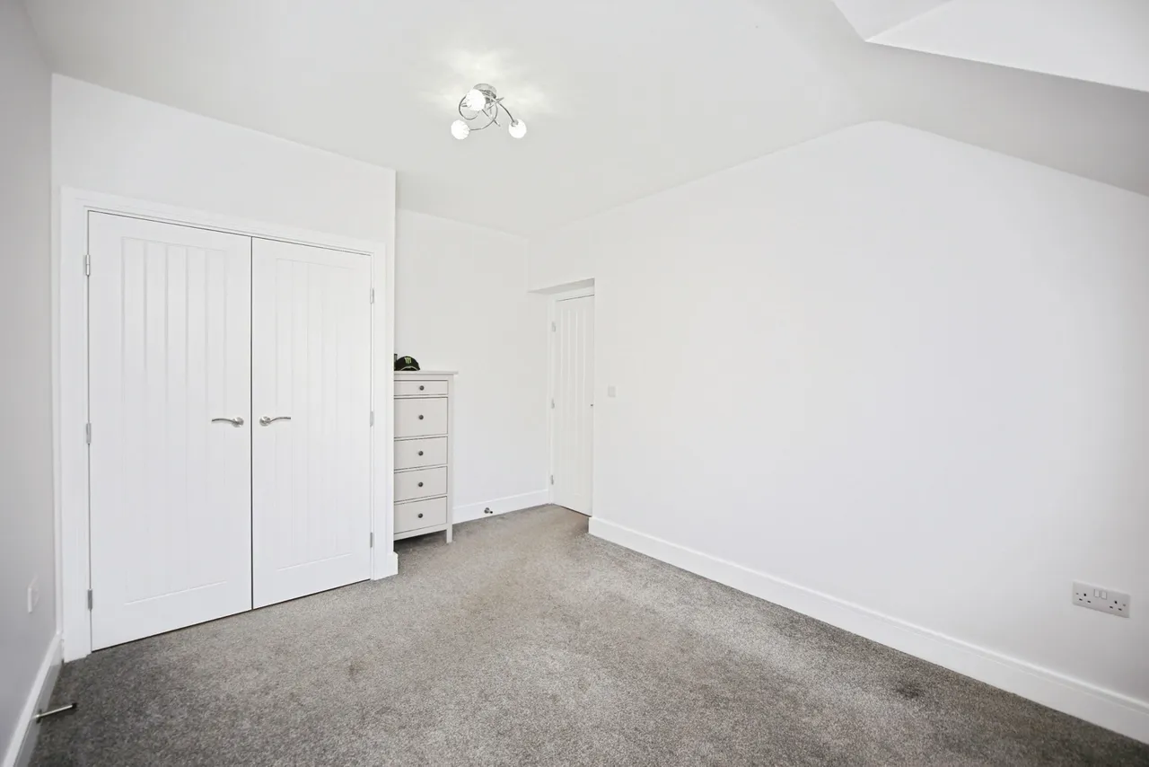 Western Heights Road, Meon Vale, CV37, photo 12