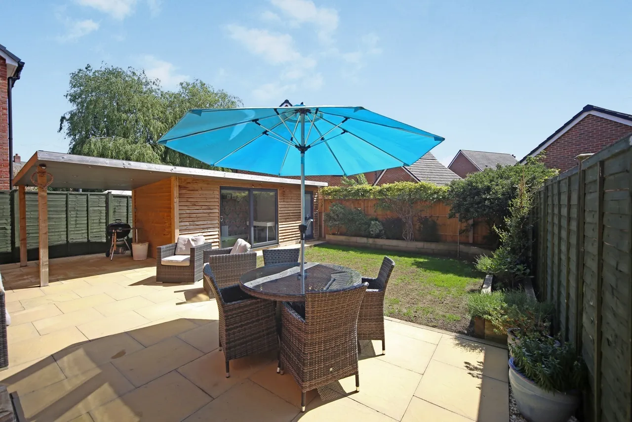 Western Heights Road, Meon Vale, CV37, photo 17
