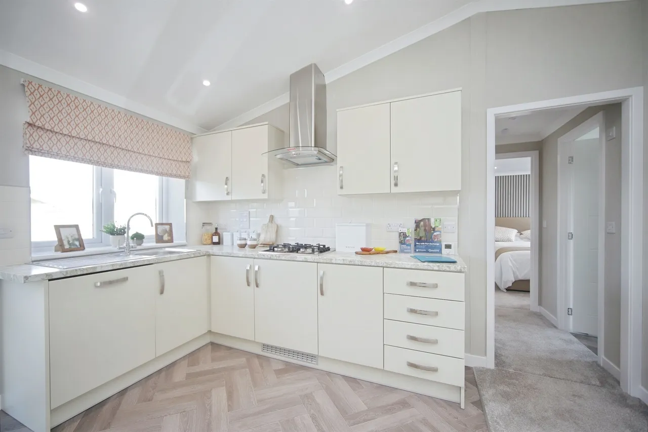 Ivy House Park, Henlade, TA3, photo 15