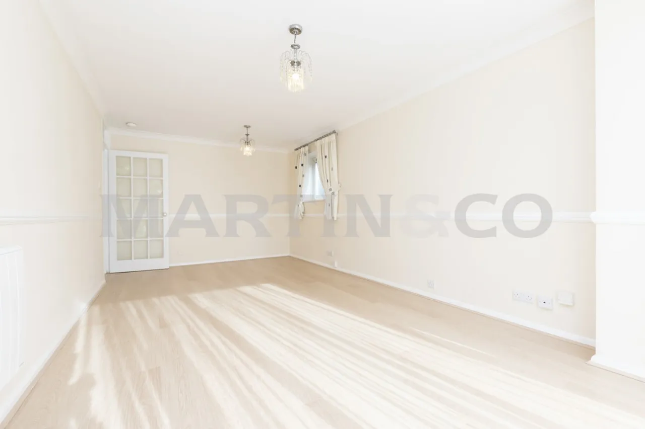 Dudley Court, New Wanstead, E11, photo 4