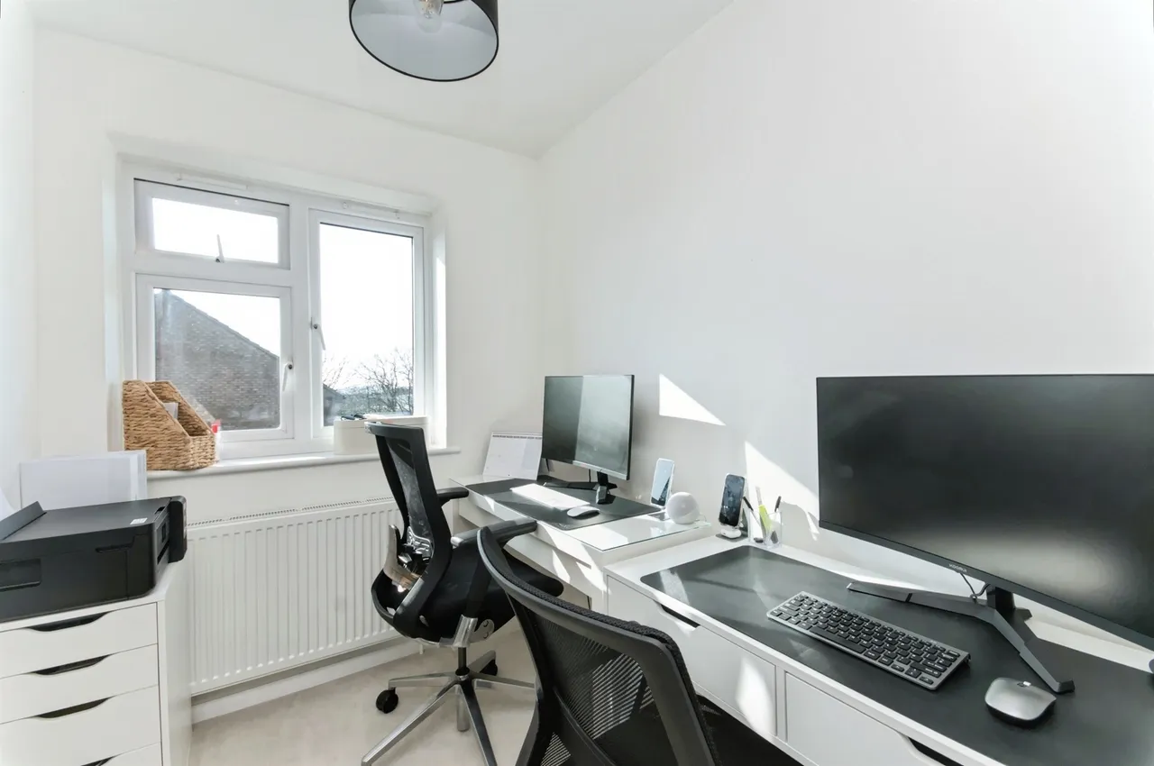 School Place, Bexhill-On-Sea, TN40, photo 12