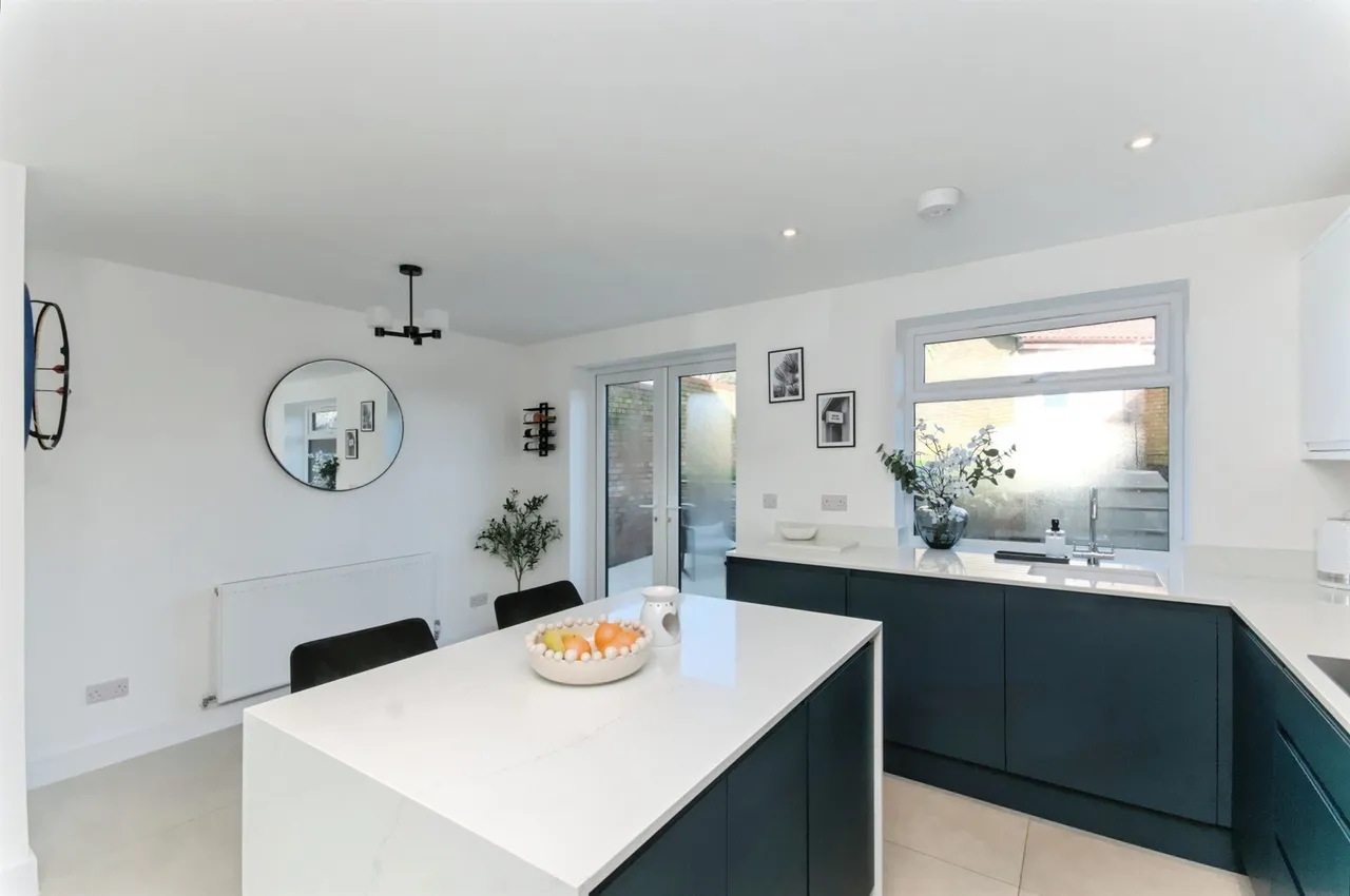 School Place, Bexhill-On-Sea, TN40, photo 9