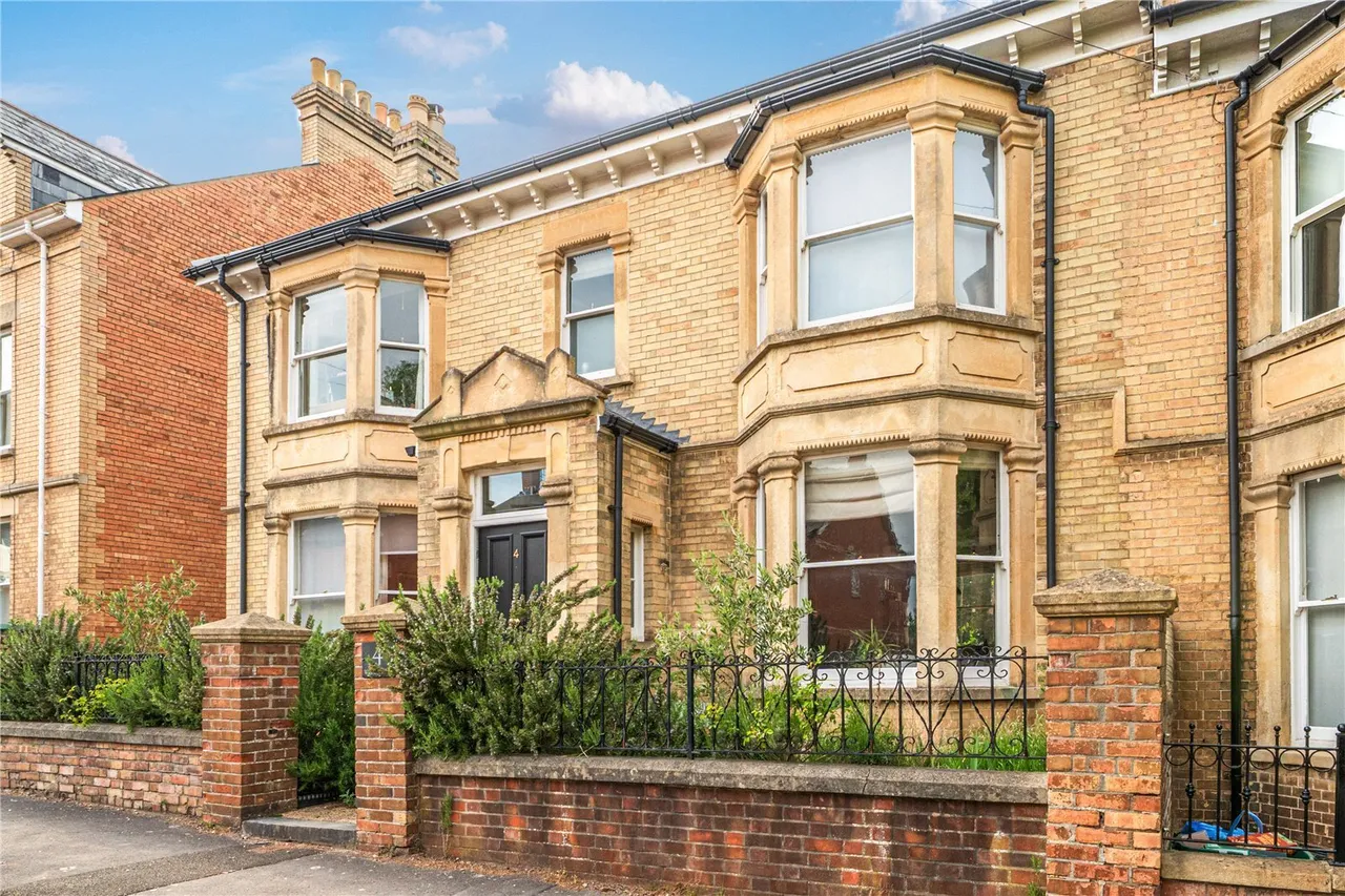 4 bed office for sale, Woodstock Road, Taunton, TA1