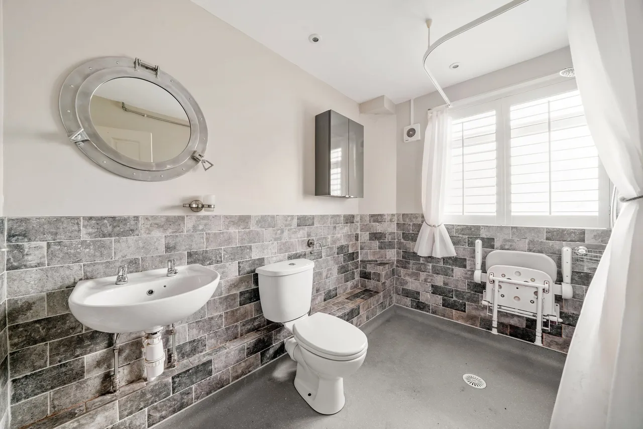 Claremont Close, Orpington, kent, BR6 7AD, photo 14