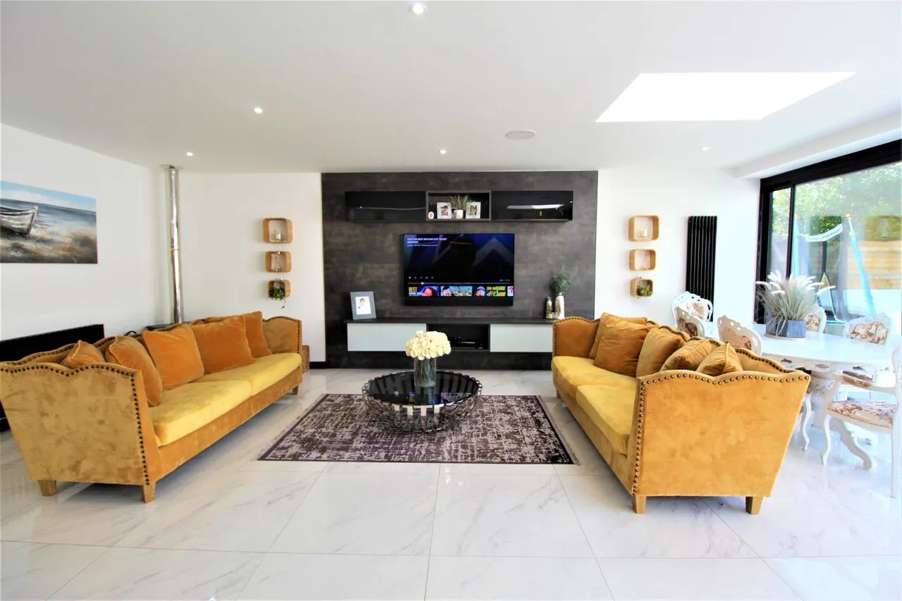 Wood View, Grays, Essex, RM16 2GP, photo 13