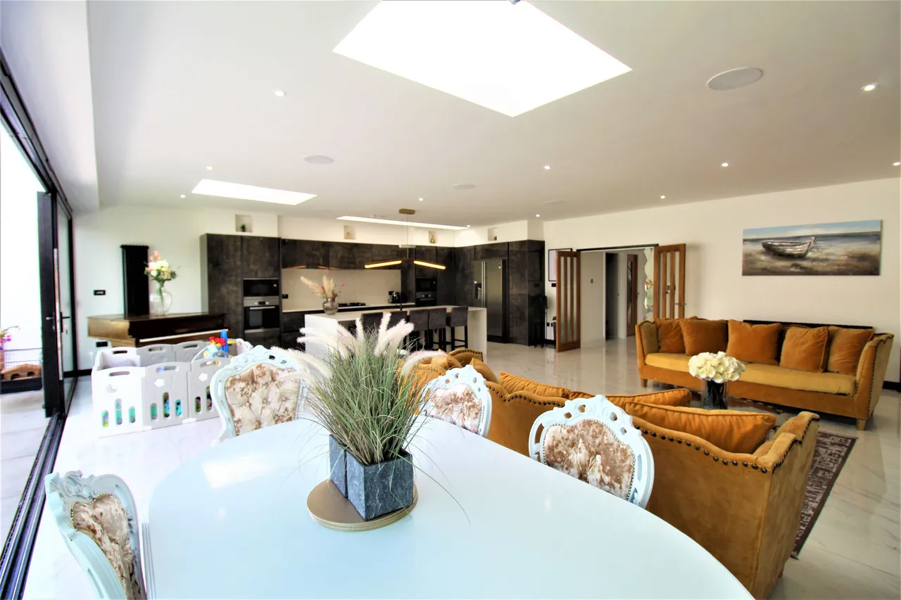Wood View, Grays, Essex, RM16 2GP, photo 20