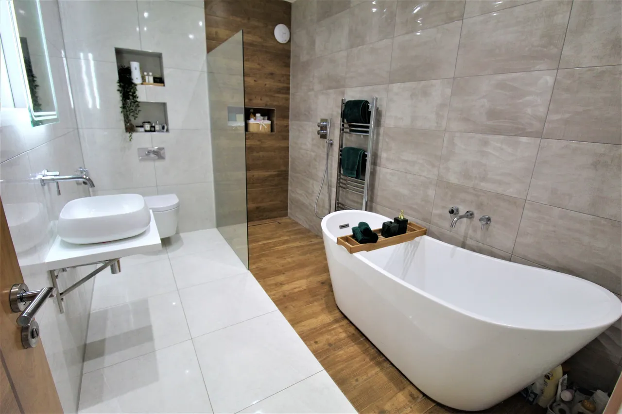 Wood View, Grays, Essex, RM16 2GP, photo 4