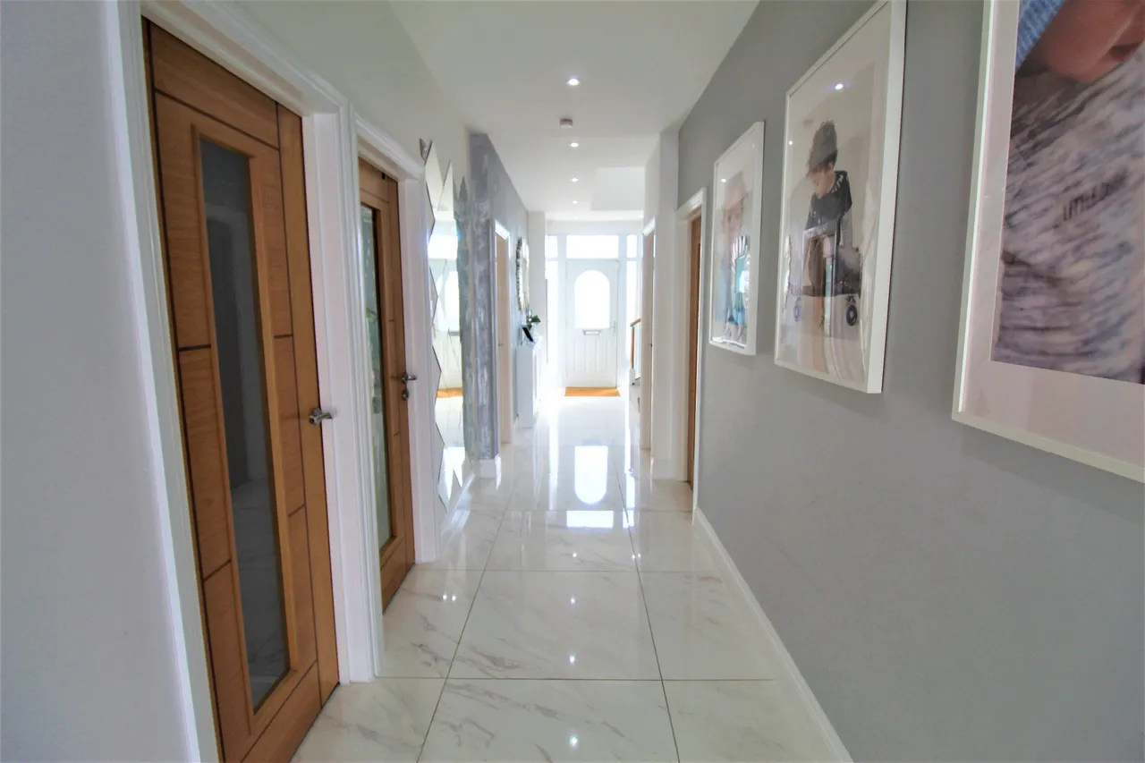 Wood View, Grays, Essex, RM16 2GP, photo 19