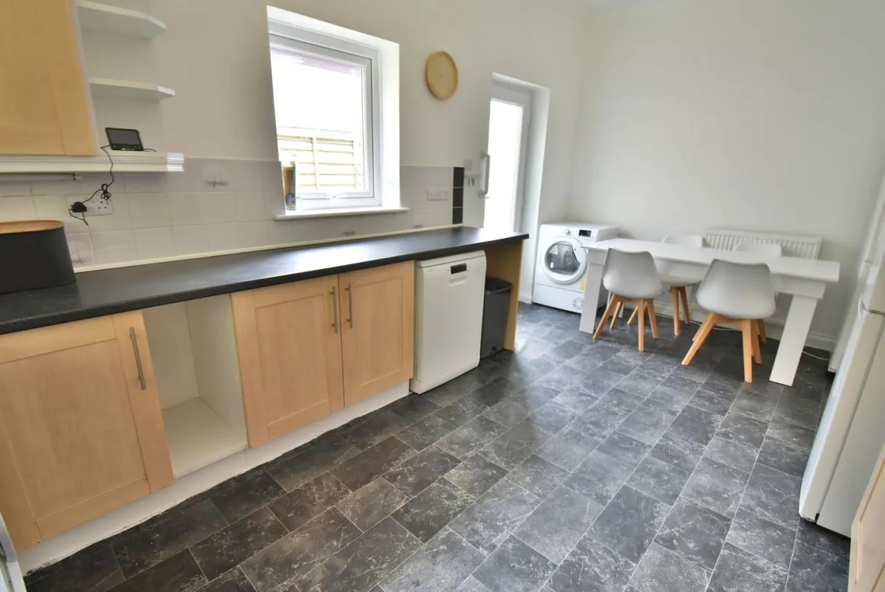 Bracken Road, BH22, photo 4