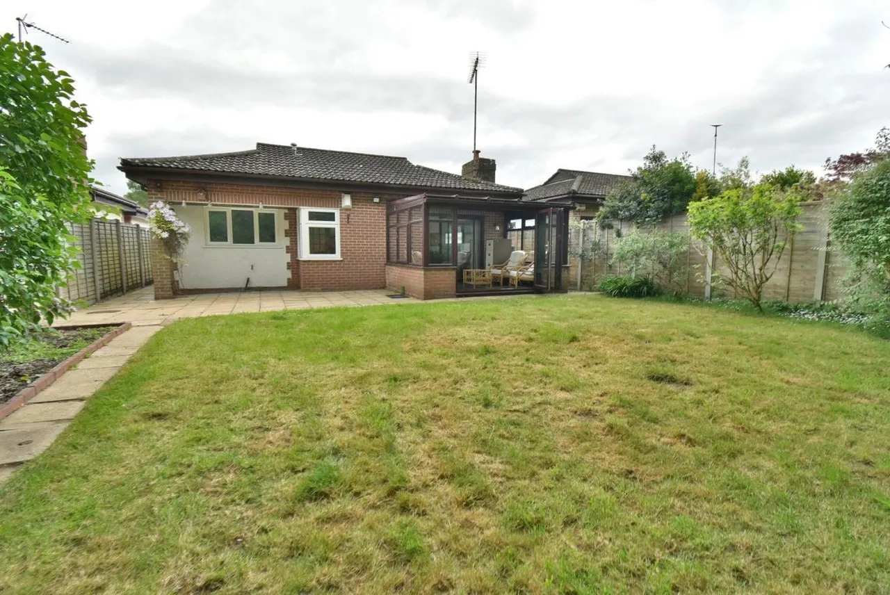 Bracken Road, BH22, photo 22