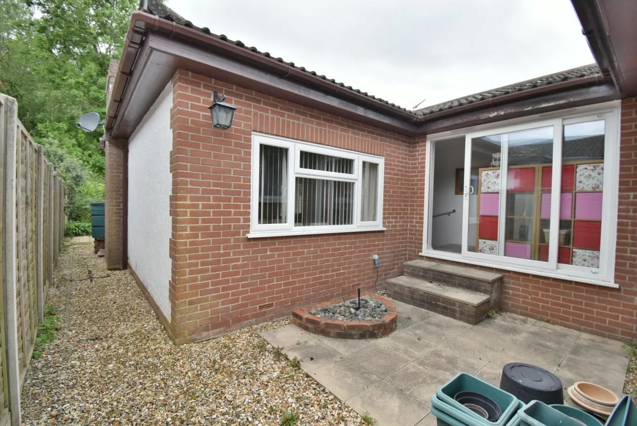 Bracken Road, BH22, photo 20
