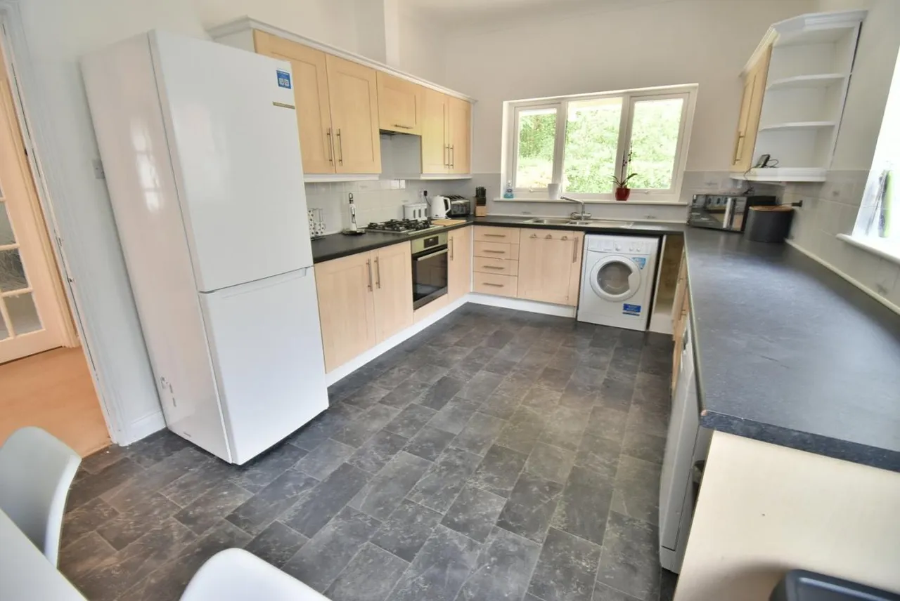 Bracken Road, BH22, photo 3