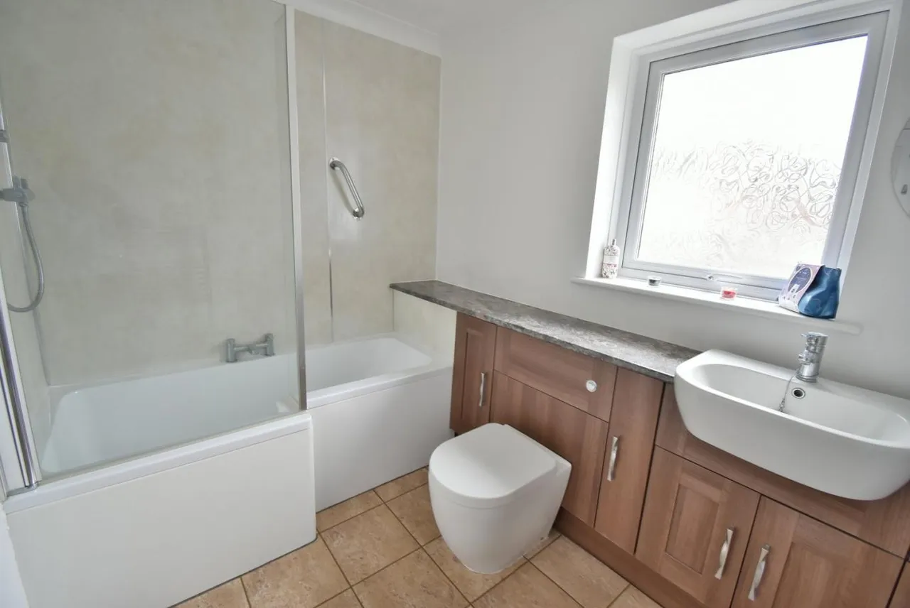 Bracken Road, BH22, photo 17