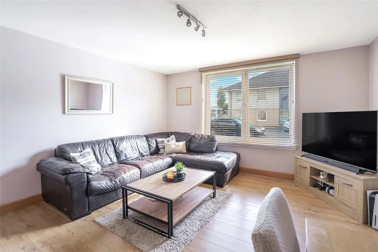 East Burn Court, Kirkcaldy, Fife, KY1, photo 5