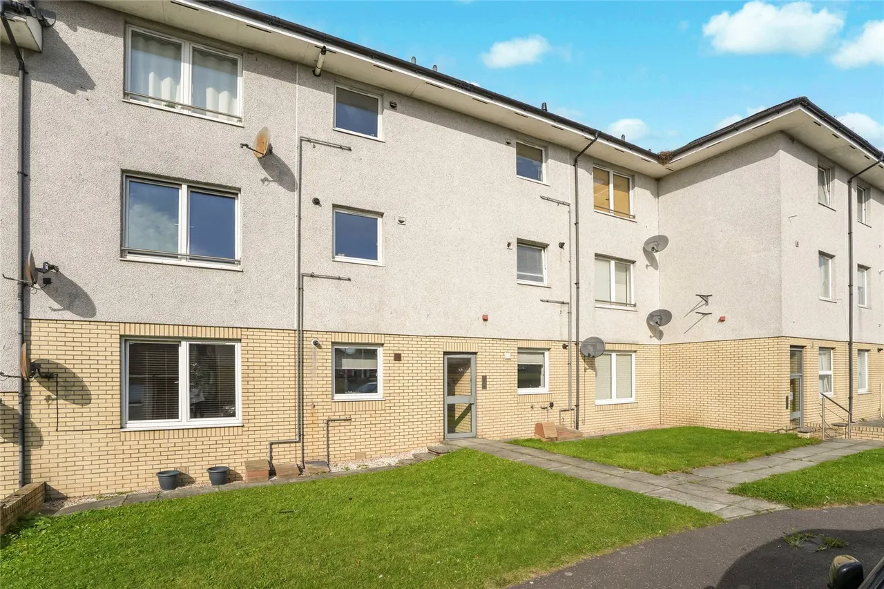 2 bed flat for sale — East Burn Court, Kirkcaldy, Fife, KY1