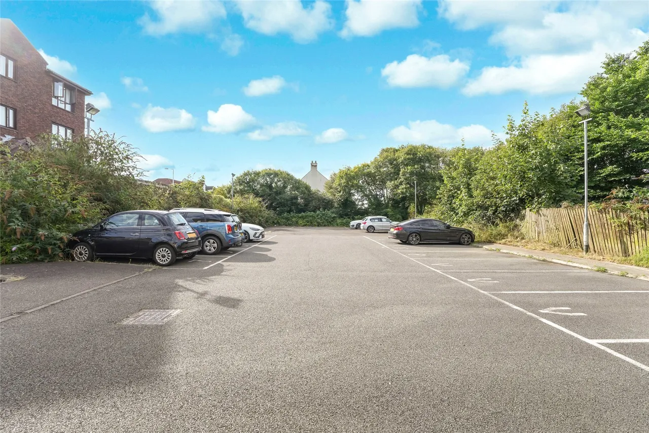 East Burn Court, Kirkcaldy, Fife, KY1, photo 18