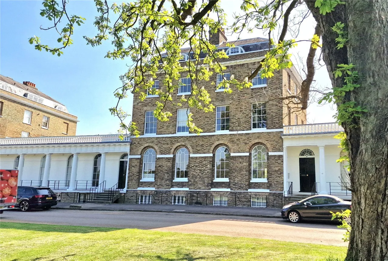 4 bed flat for sale — The Paragon, SE3