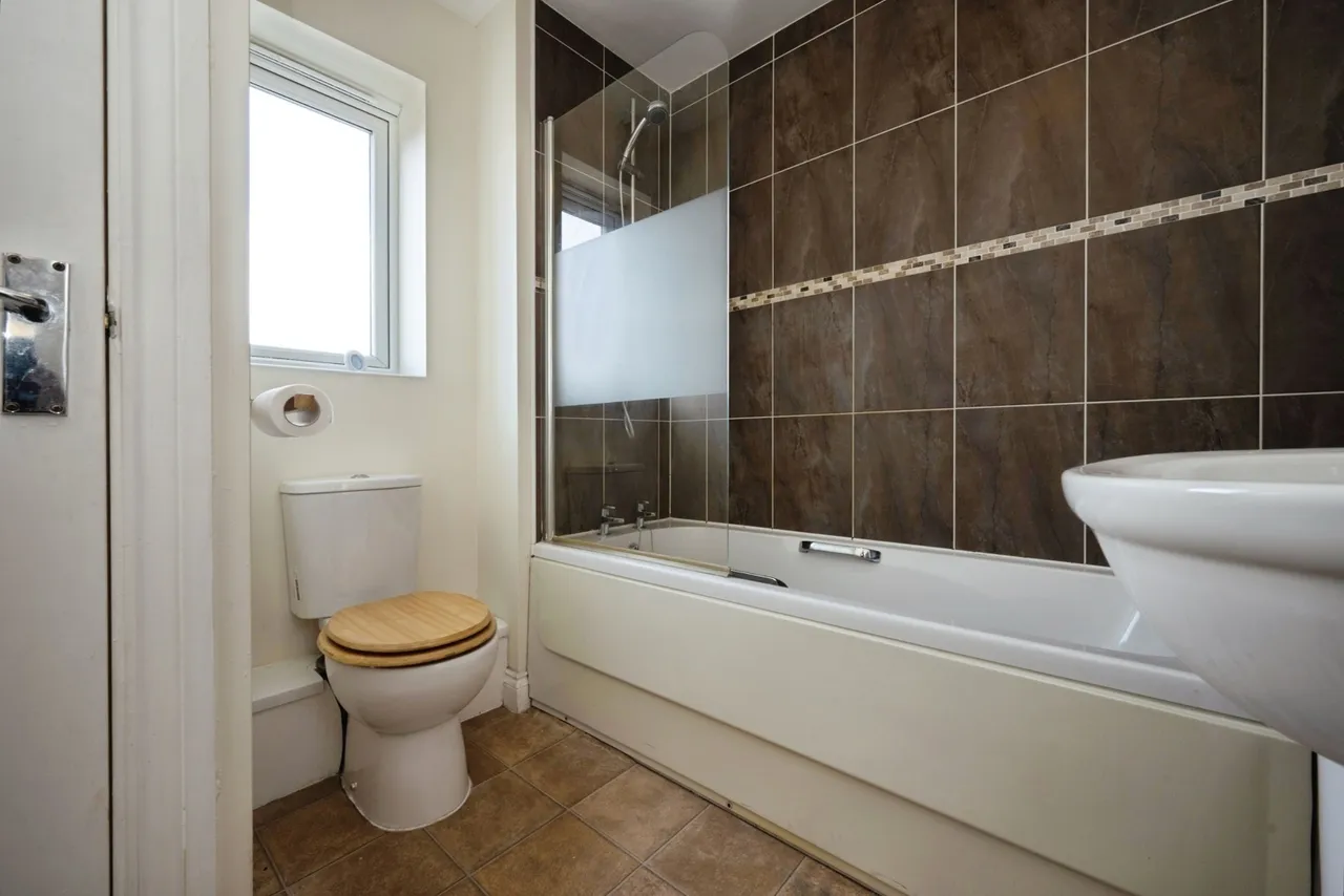 Wayland Road, Great Denham, MK40, photo 13
