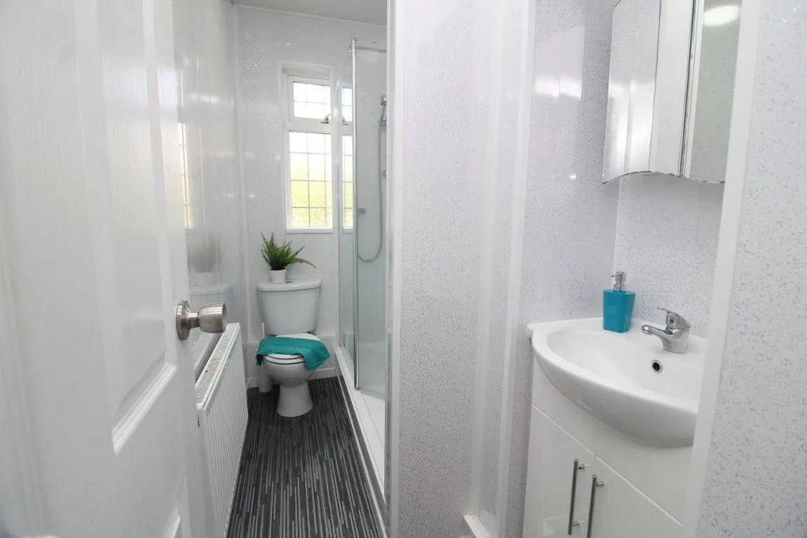 Pickmere Road, S10, photo 7