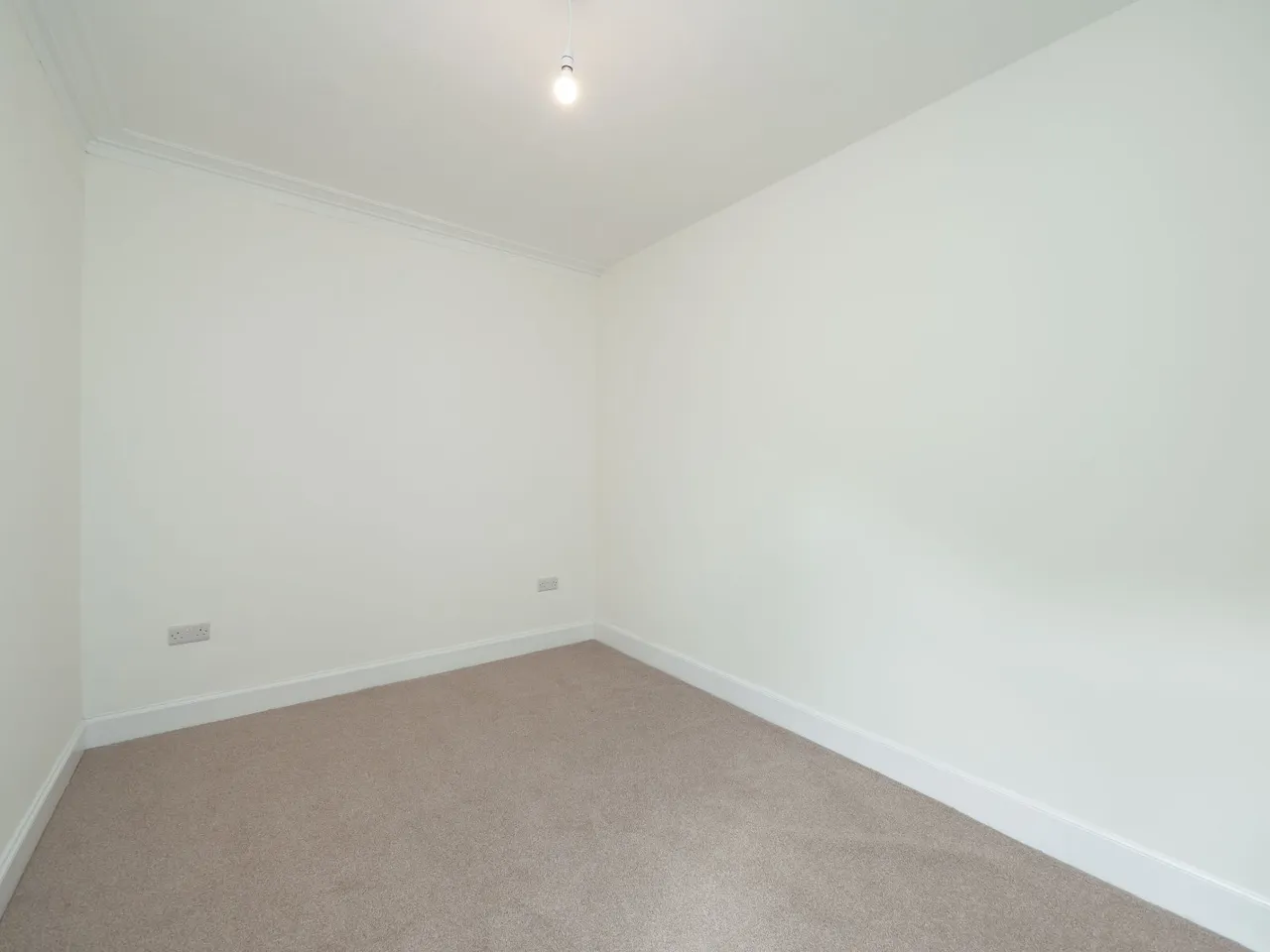 Milton Drive, Edinburgh, EH15, photo 12