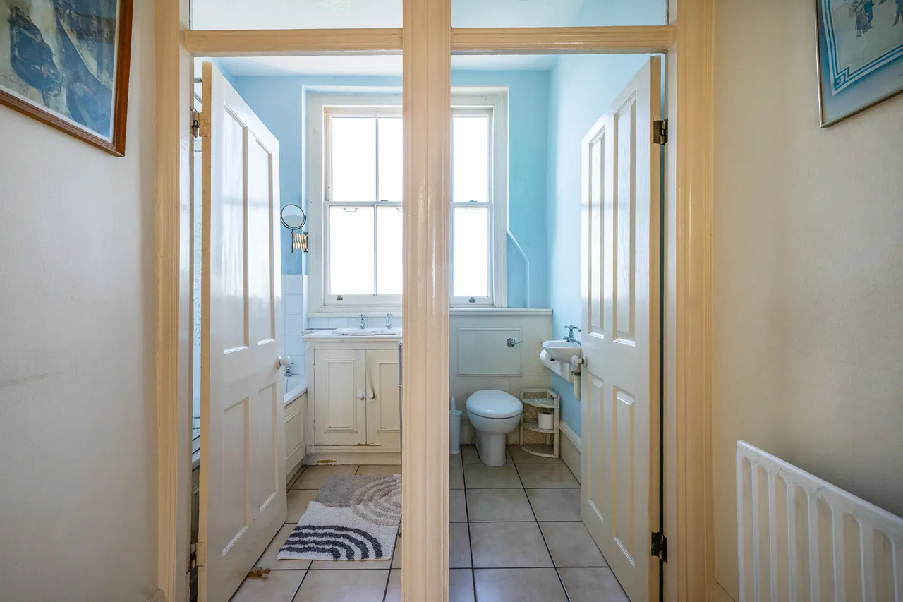 Fauconberg Road, London, W4, photo 10