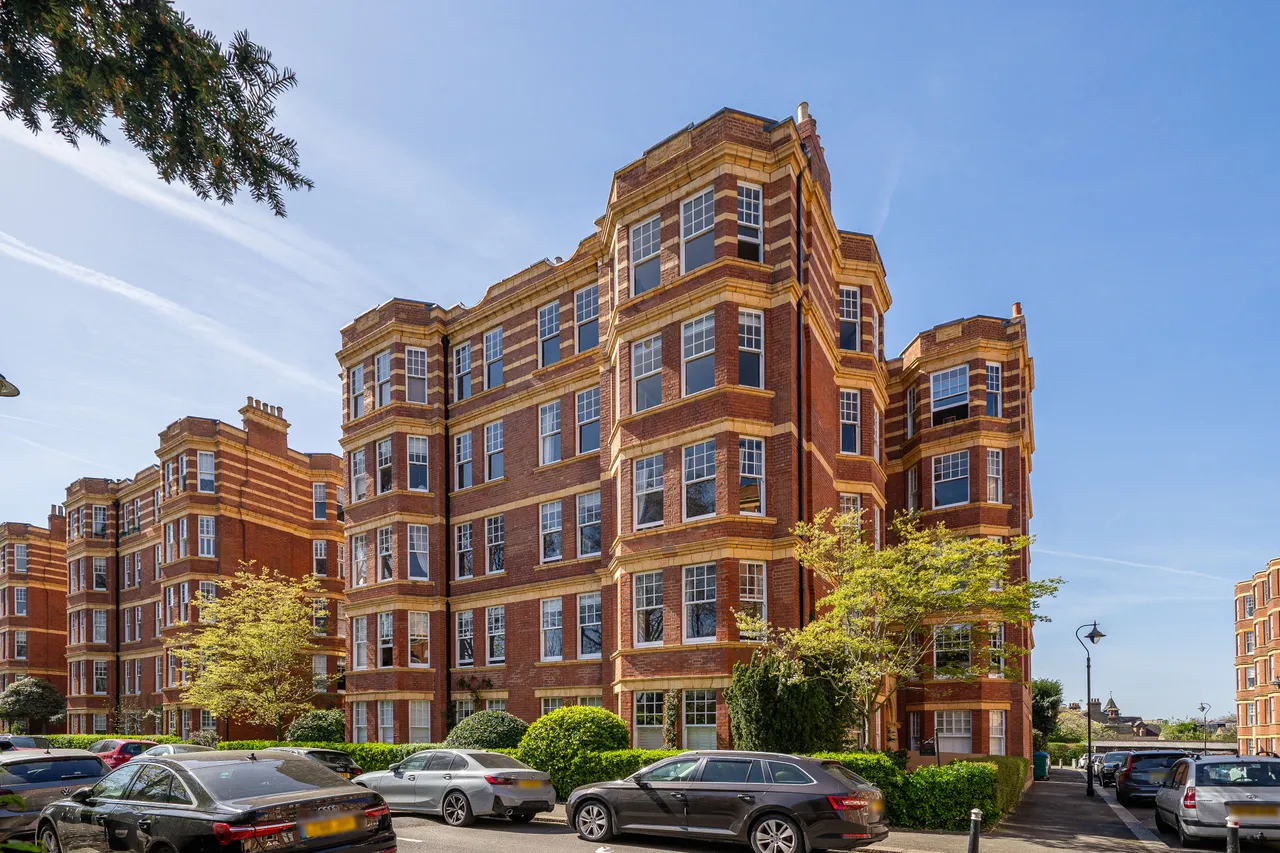 1 bed flat for sale — Fauconberg Road, London, W4