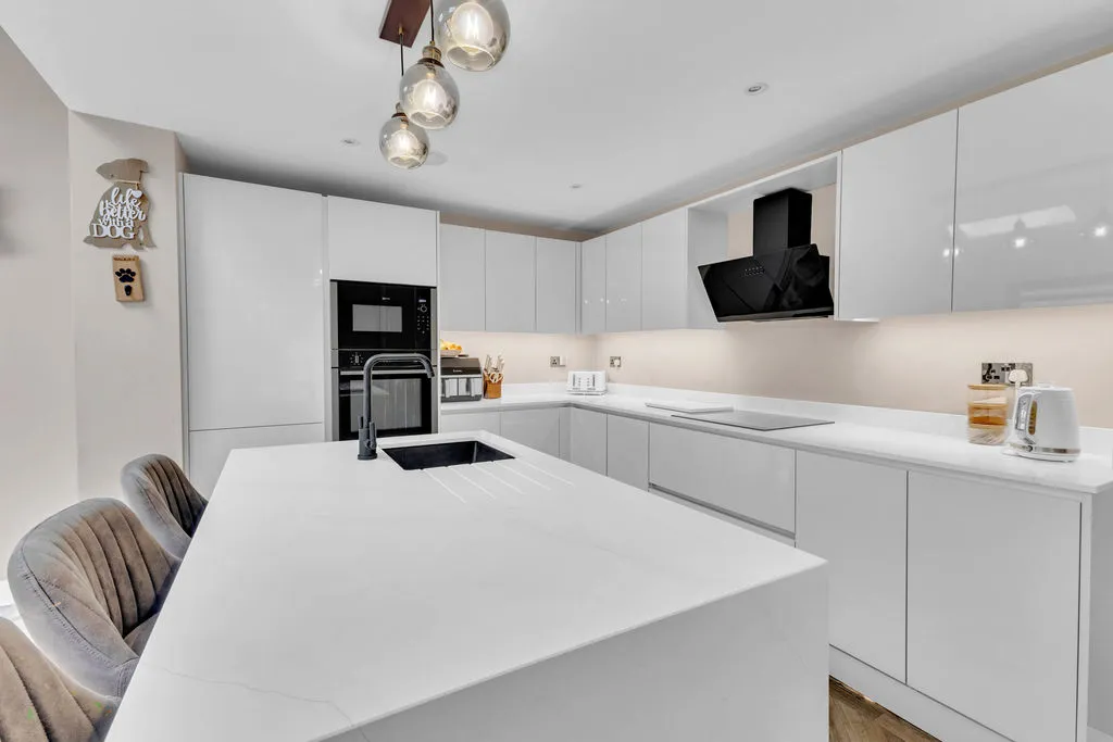 Hall Street Whitworth, Rochdale OL12 8TL, photo 6