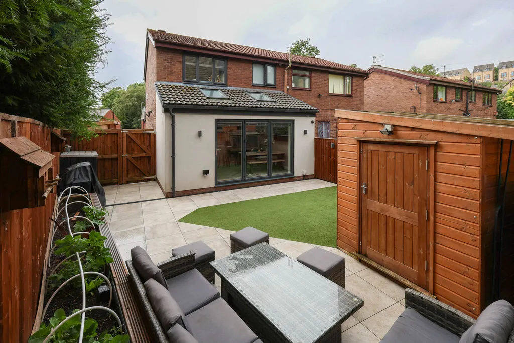 Hall Street Whitworth, Rochdale OL12 8TL, photo 20