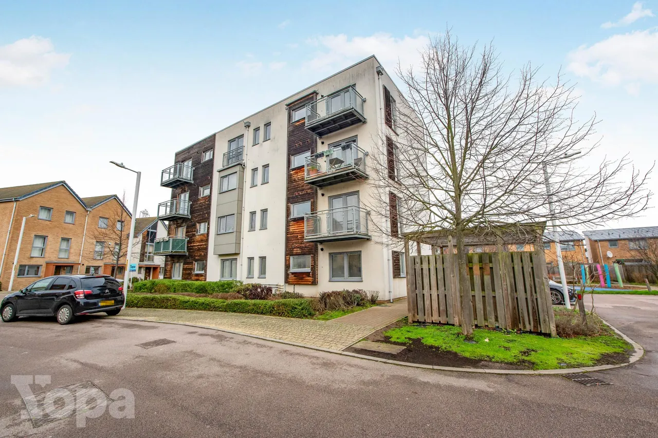 2 bed flat for sale, Lady Jane Place, Dartford, DA1