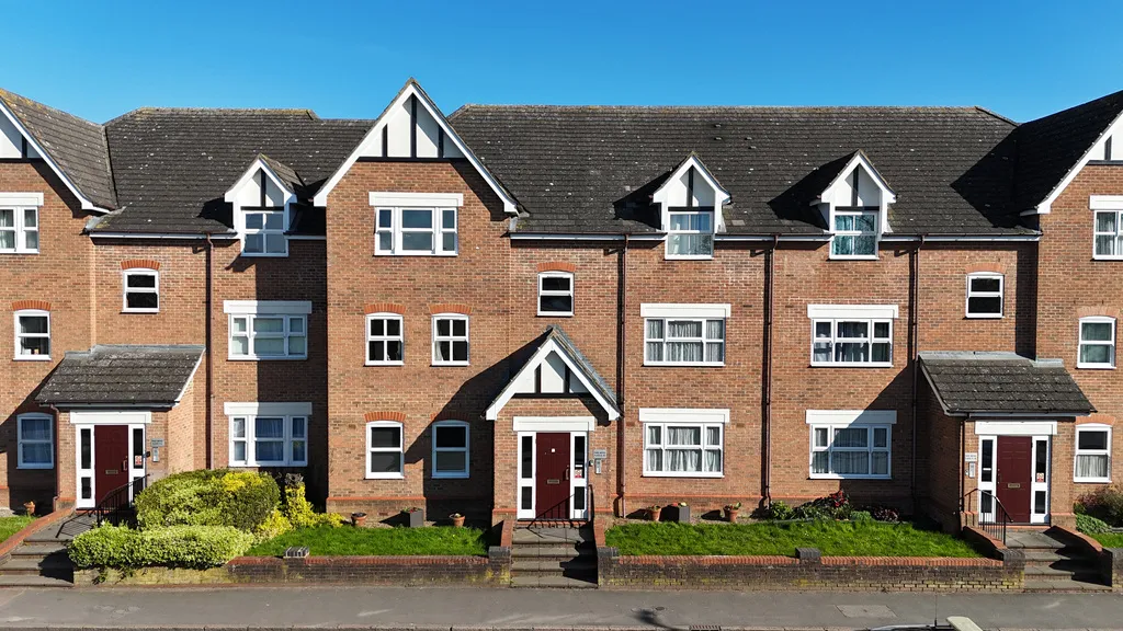 1 bed flat for sale — Park Mews, Leighton Buzzard, Grovebury Road, LU7 4SB