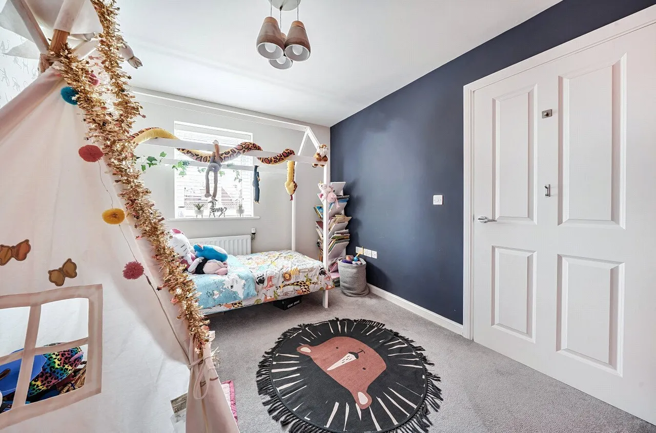 Charles Crescent, Rochford, SS4, photo 18
