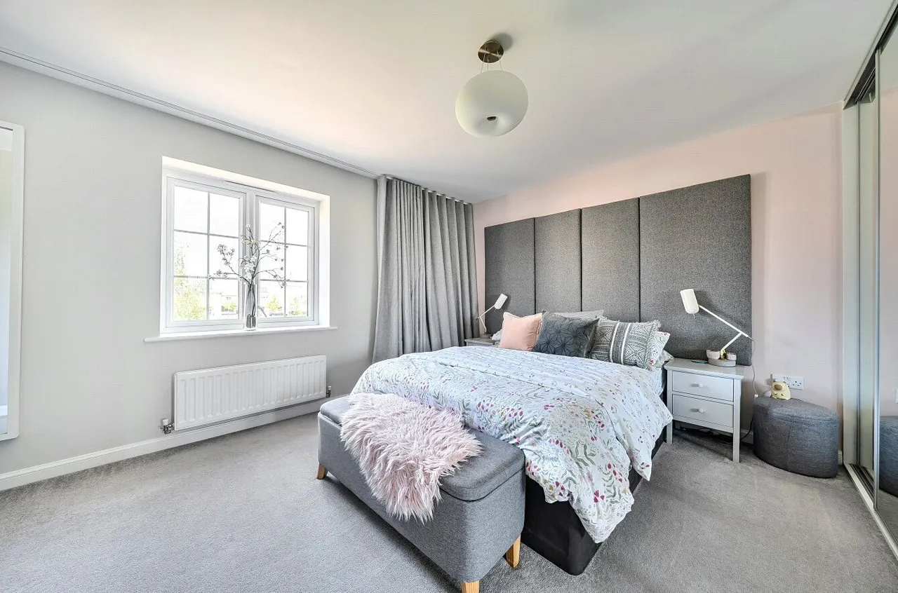 Charles Crescent, Rochford, SS4, photo 11