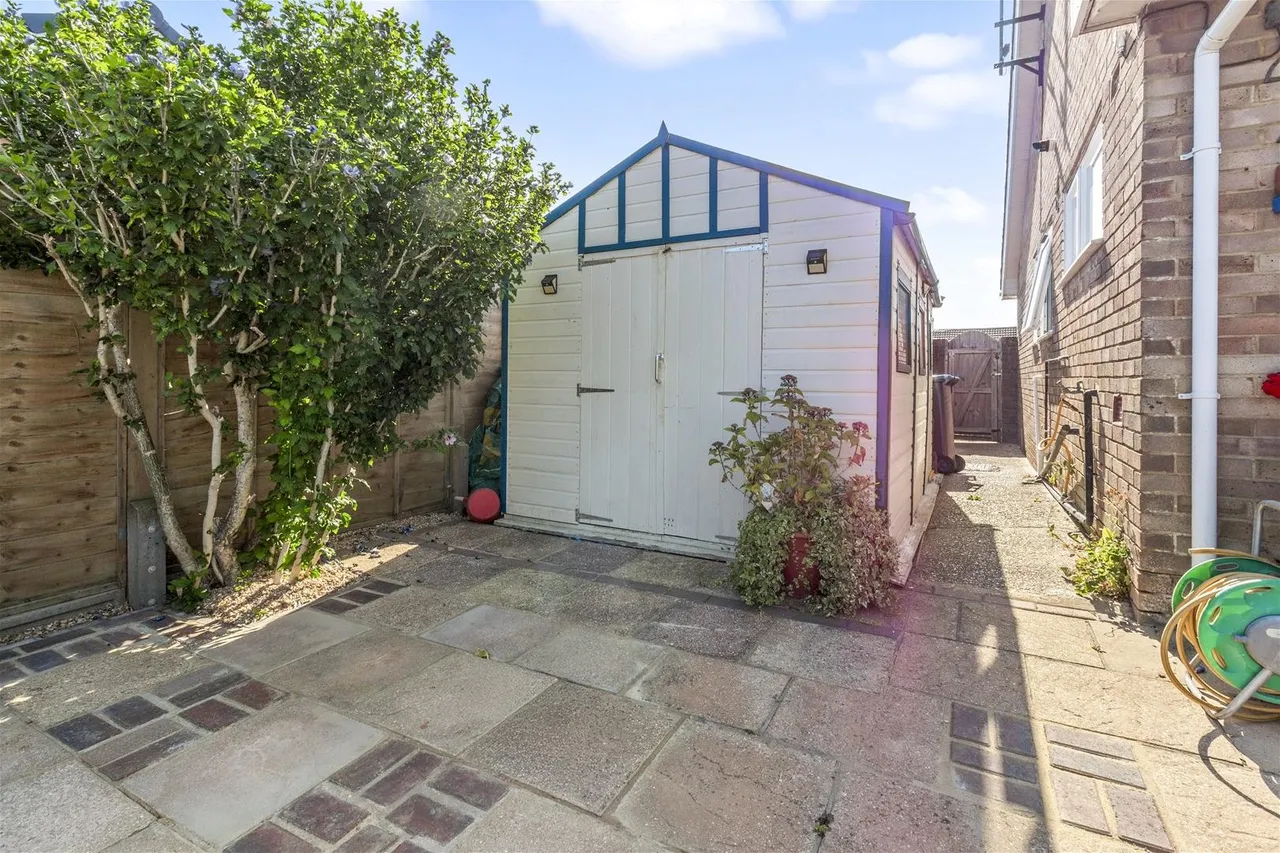 Stour Close, Fleetwing, Worthing, photo 15