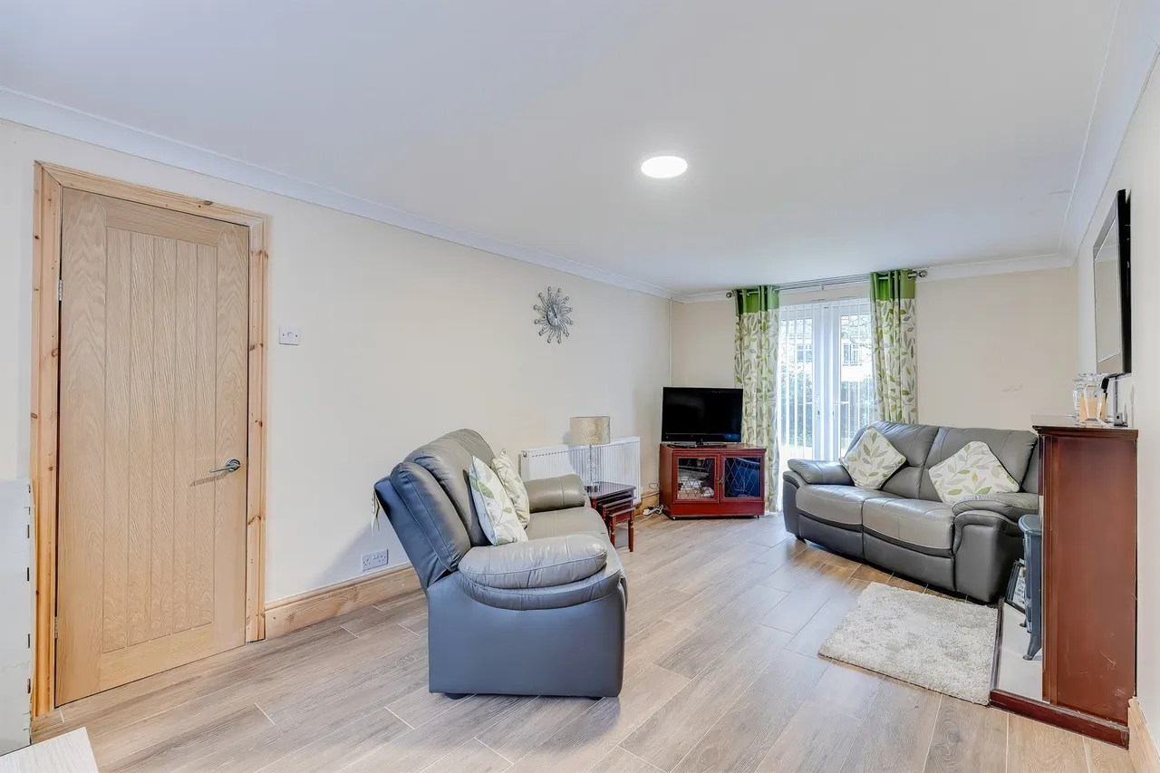 Newport Road, Cardiff, CF3, photo 12